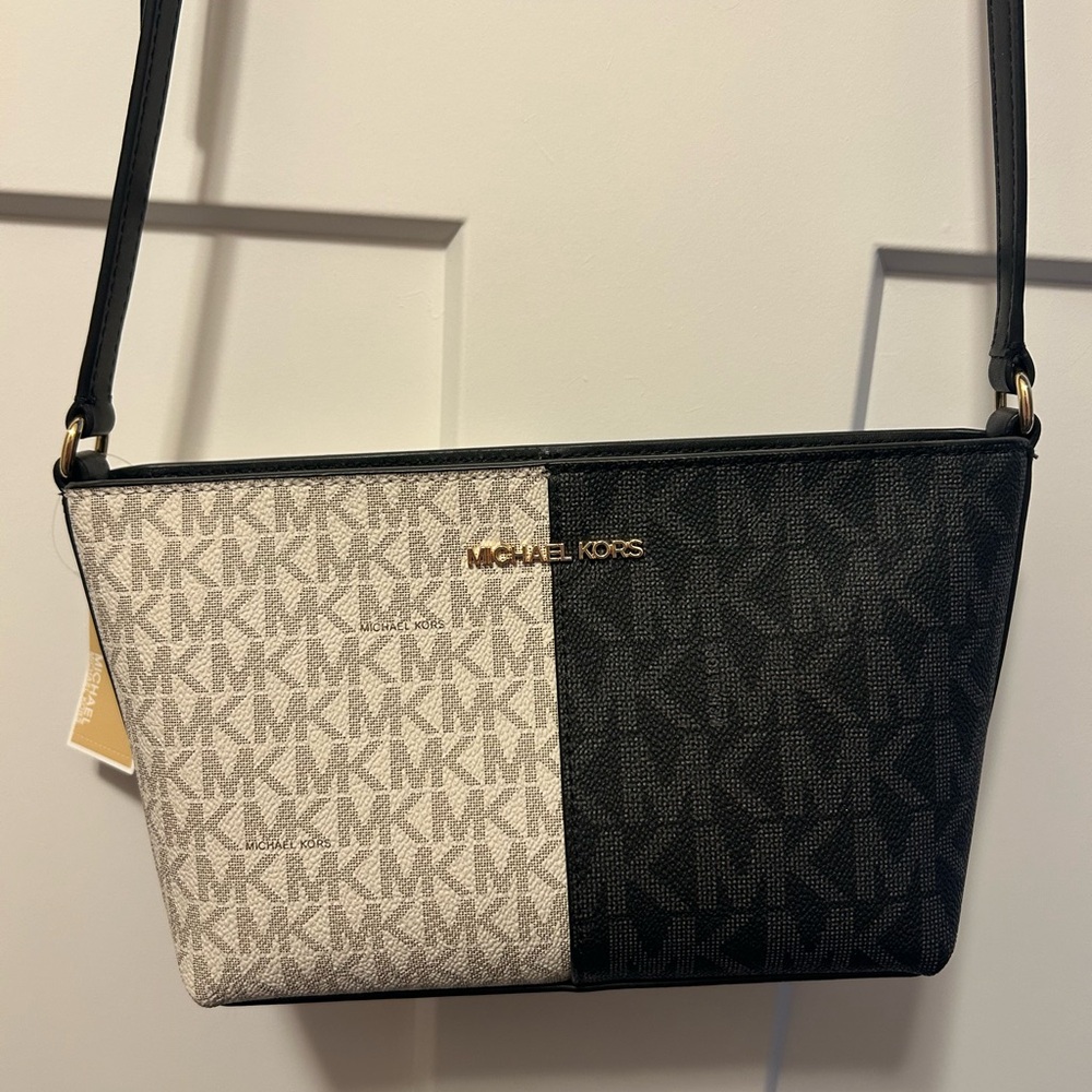 Michael Kors Jet Set crossbody bag